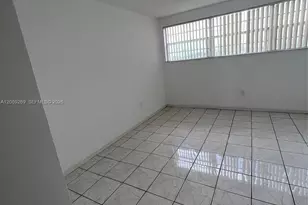10500 SW 8th St, Miami, FL 33174 - Photo 21