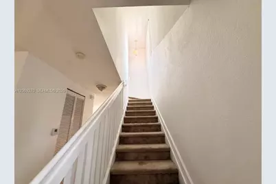 230 SE 29th Ave #12, Homestead, FL 33033 - Photo 9
