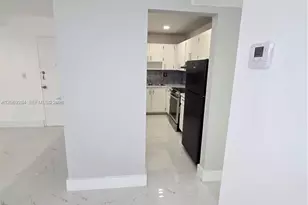 10375 N Kendall Dr, Miami, FL 33176 - Photo 11