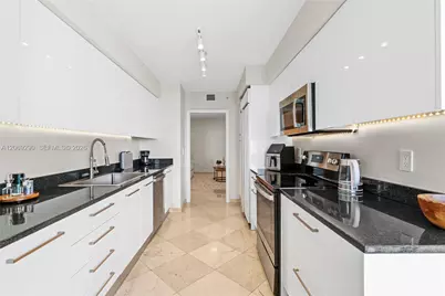 16500 Collins Ave #1752, Sunny Isles Beach, FL 33160 - Photo 19