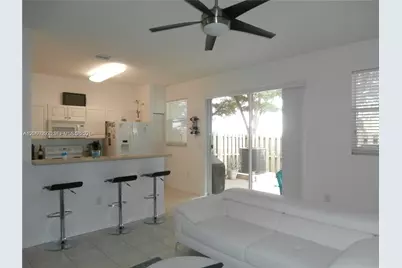 12728 SW 133rd St, Miami, FL 33186 - Photo 3