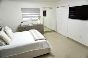 10157 NW 129th Terrace, Hialeah Gardens, FL 33018 - Photo 11
