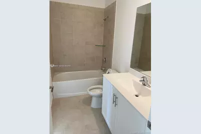 388 NE 208th Ter, Miami, FL 33179 - Photo 13
