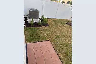 11447 W 34th Ct, Hialeah, FL 33018 - Photo 43