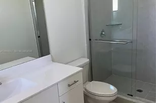 11447 W 34th Ct, Hialeah, FL 33018 - Photo 31