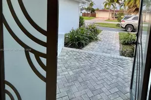 4910 Jefferson St, Hollywood, FL 33021 - Photo 3