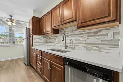2998 NW 48th Ter #432, Lauderdale Lakes, FL 33313 - Photo 3