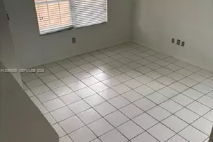 15852 SW 71st Terrace, Miami, FL 33193 - Photo 5