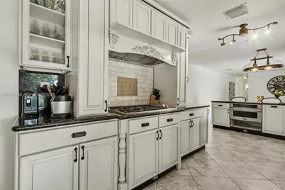 8460 SW 201st St, Cutler Bay, FL 33189 - Photo 3