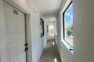 1860 NW 19th St, Miami, FL 33125 - Photo 3