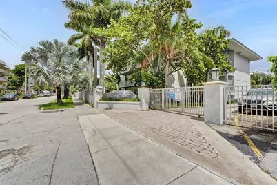 7401 SW 82nd St #302S, Miami, FL 33143 - Photo 1
