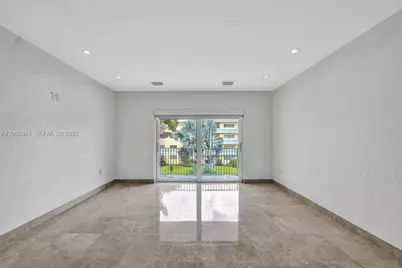 7401 SW 82nd St #302S, Miami, FL 33143 - Photo 43