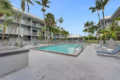 7401 SW 82nd St #302S, Miami, FL 33143 - Photo 15