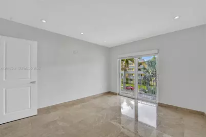 7401 SW 82nd St #302S, Miami, FL 33143 - Photo 5