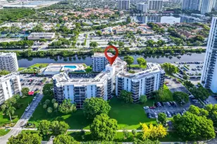 3401 N Country Club Dr, Aventura, FL 33180 - Photo 27