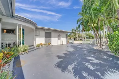 1750 71st St, Miami Beach, FL 33141 - Photo 11