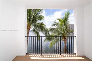 17100 N Bay Rd, Sunny Isles Beach, FL 33160 - Photo 29