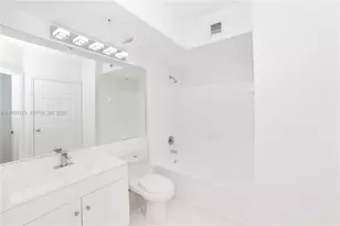 17100 N Bay Rd, Sunny Isles Beach, FL 33160 - Photo 17