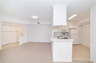 17100 N Bay Rd, Sunny Isles Beach, FL 33160 - Photo 23