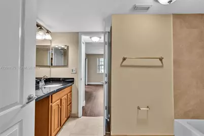 2850 N Oakland Forest Dr #208, Oakland Park, FL 33309 - Photo 13