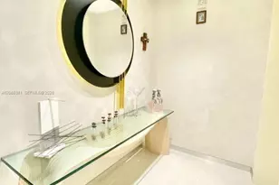 16901 Collins Ave, Sunny Isles Beach, FL 33160 - Photo 15