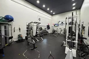 610 Tennis Club Dr, Fort Lauderdale, FL 33311 - Photo 31