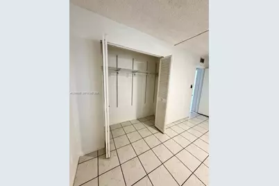 610 Tennis Club Dr #407, Fort Lauderdale, FL 33311 - Photo 19