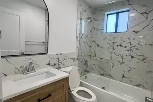 1860 NW 19th St, Miami, FL 33125 - Photo 15