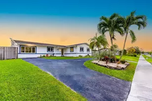 27665 SW 163rd Ave, Homestead, FL 33031 - Photo 1