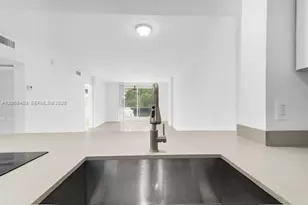 3660 NE 166th St, North Miami Beach, FL 33160 - Photo 9