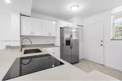 3660 NE 166th St #114, North Miami Beach, FL 33160 - Photo 5