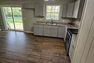 503 Martin Luther King Junior Ave, Other City - In The State Of Florida, FL 32425 - Photo 5