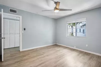 1135 8th St #8, Miami Beach, FL 33139 - Photo 15