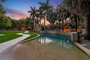 180 Ocean Blvd, Golden Beach, FL 33160 - Photo 5