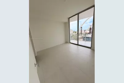 1400 Biscayne Blvd #702, Miami, FL 33132 - Photo 7