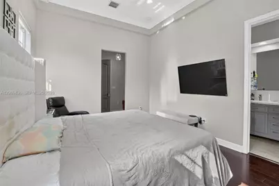 14601 SW 5th St, Pembroke Pines, FL 33027 - Photo 31