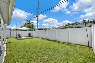 2710 NW 54th St, Tamarac, FL 33309 - Photo 33