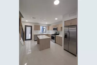 7450 W 4th Ave #108, Hialeah, FL 33014 - Photo 5