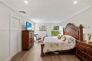 10310 NW 5th Terrace, Miami, FL 33172 - Photo 17
