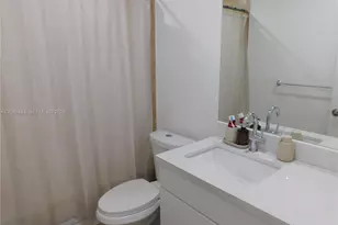 330 NW 43rd Pl, Miami, FL 33126 - Photo 15