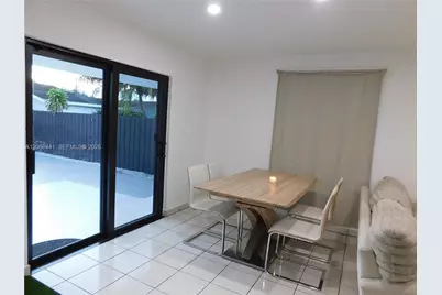 330 NW 43rd Pl #332, Miami, FL 33126 - Photo 9