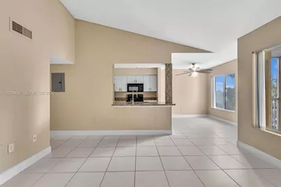 2667 NW 33rd St #2413, Oakland Park, FL 33309 - Photo 7