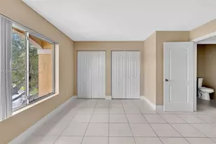 2667 NW 33rd St, Oakland Park, FL 33309 - Photo 11