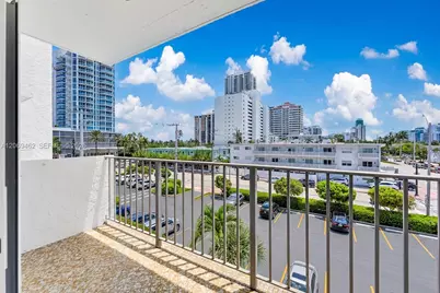 6545 Indian Creek Dr #408, Miami Beach, FL 33141 - Photo 11