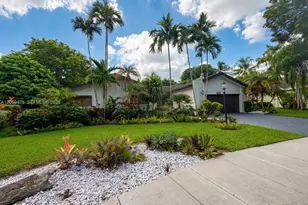 10220 SW 91st St, Miami, FL 33176 - Photo 1
