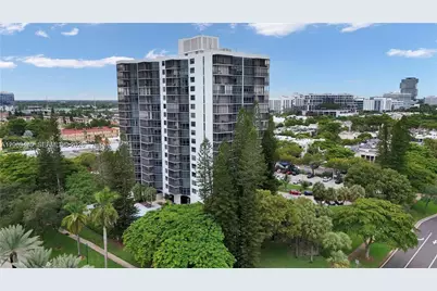 20100 W Country Club Dr #1003, Aventura, FL 33180 - Photo 1