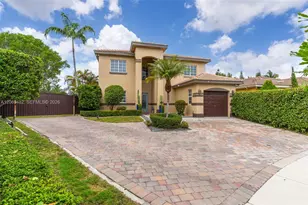 20922 SW 88th Pl, Cutler Bay, FL 33189 - Photo 3