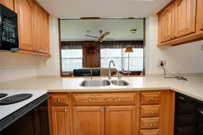 7516 Taft St, Hollywood, FL 33024 - Photo 9