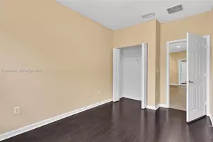 3102 NW 24th Way, Oakland Park, FL 33309 - Photo 19