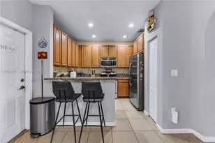 14211 SW 272nd Ln, Homestead, FL 33032 - Photo 13